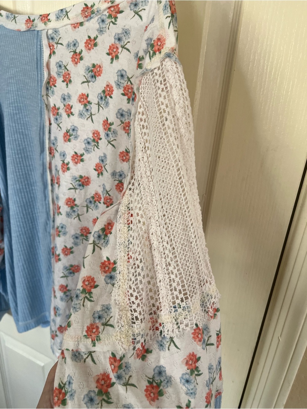 POL Floral Colorblock Crochet Lace Boho Top Blue M - Picture 11 of 12
